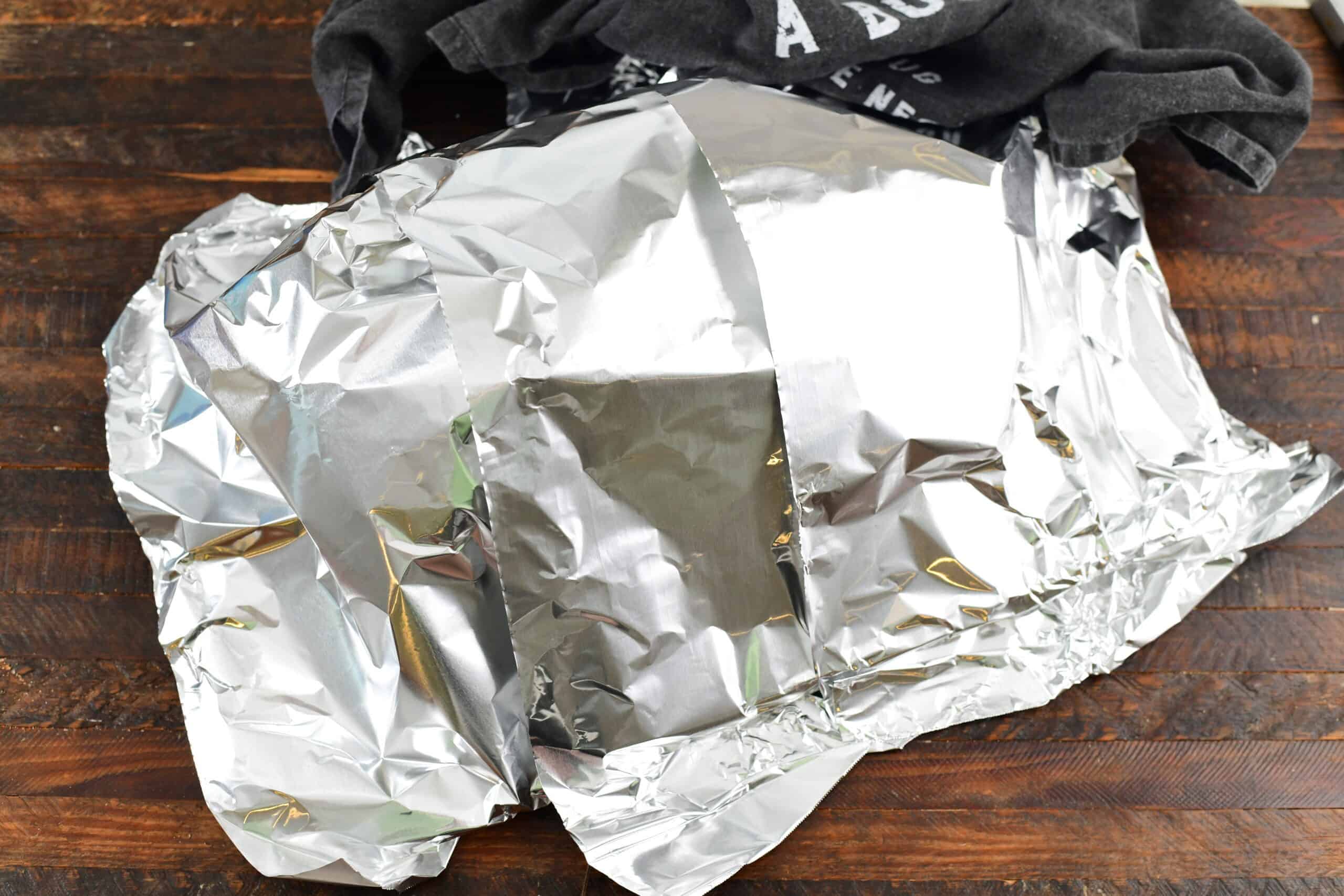 foil tent over cooked turkey breast